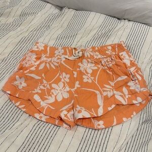 Girls large billabong mad for you shorts